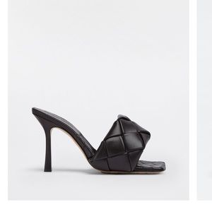 Bottega Veneta black lido heel. Worn once!! Excellent condition!! Size 9.